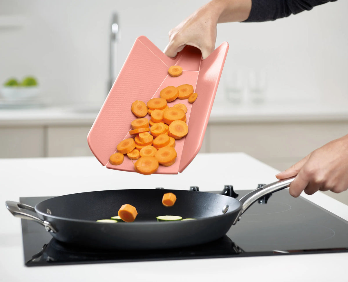 Joseph Joseph Chop2Pot™ Plus Red Folding Chopping Board