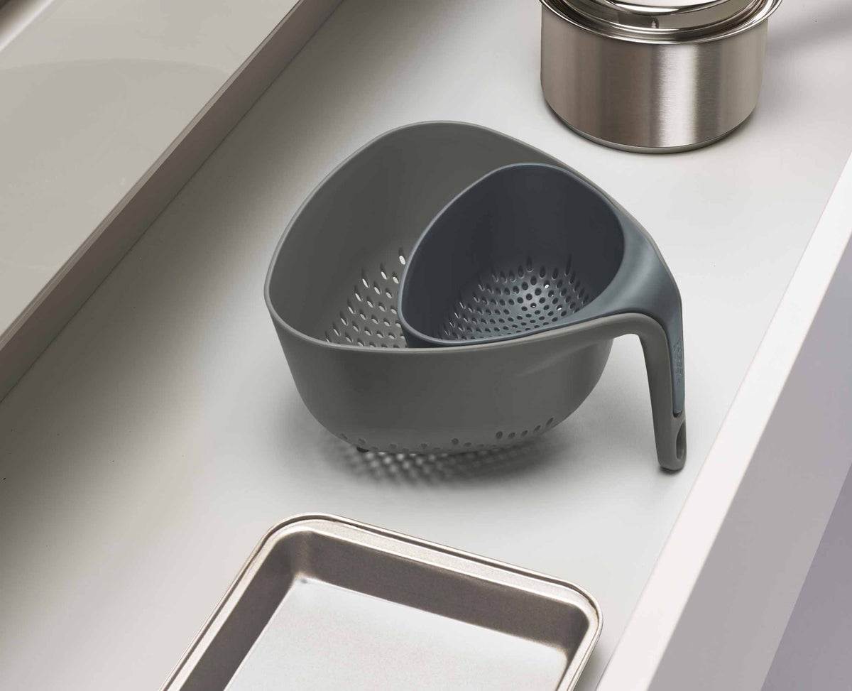 Joseph Joseph Nest™ 2-piece Grey Colander Set