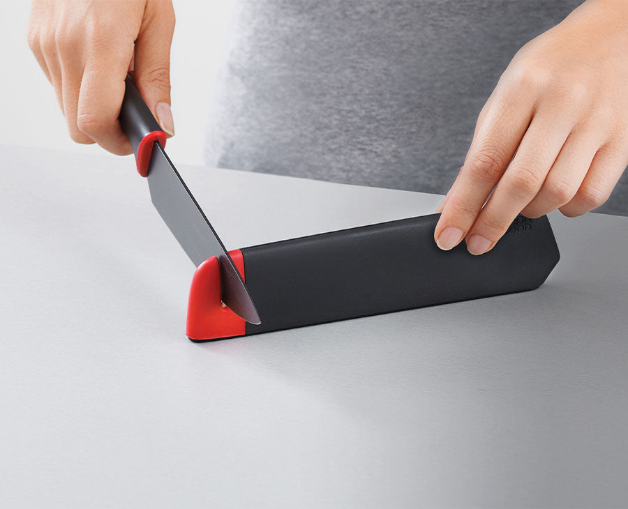 Joseph Joseph Slice&Sharpen™ Set Of 2 Knives With Sharpening Sheaths