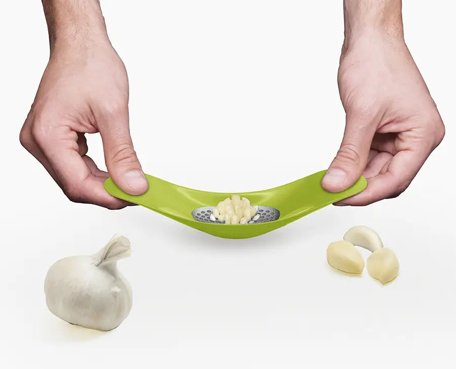 Joseph Joseph Rocker™ Green Garlic Crusher