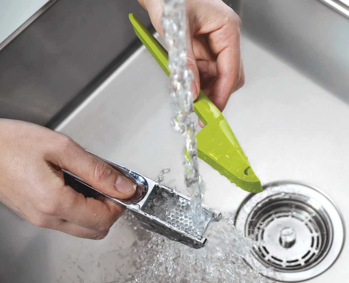 Joseph Joseph Clean-Press Green Garlic Crusher
