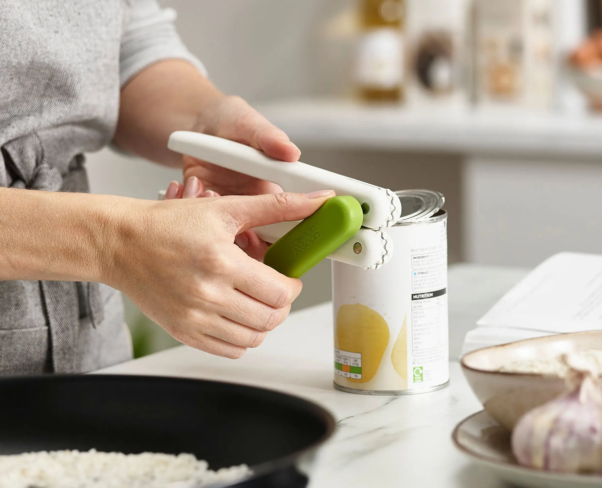 Joseph Joseph Pivot™ 3-in-1 White Can Opener