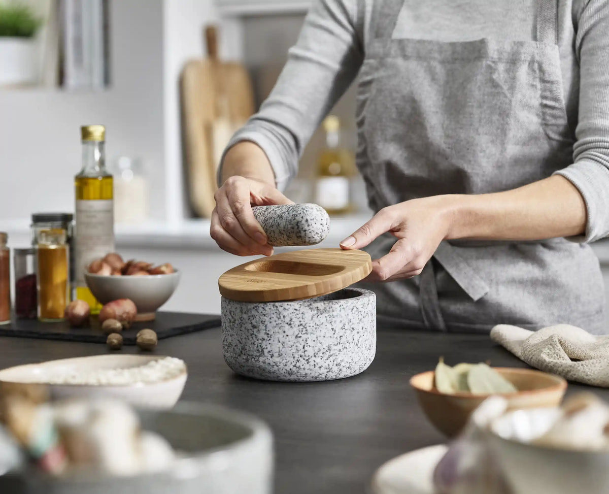 Joseph Joseph Dash™ Pestle & Mortar With Bamboo Lid