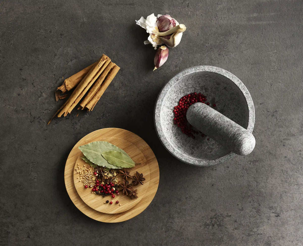 Joseph Joseph Dash™ Pestle & Mortar With Bamboo Lid