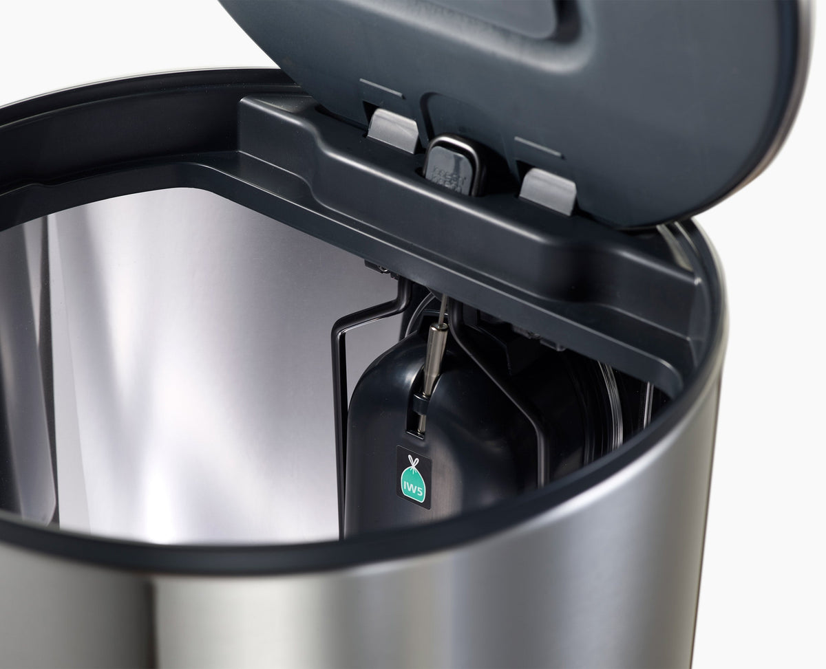Joseph Joseph Arc™ 30L Easy-push Stainless-steel Pedal Trash Can Starter Set