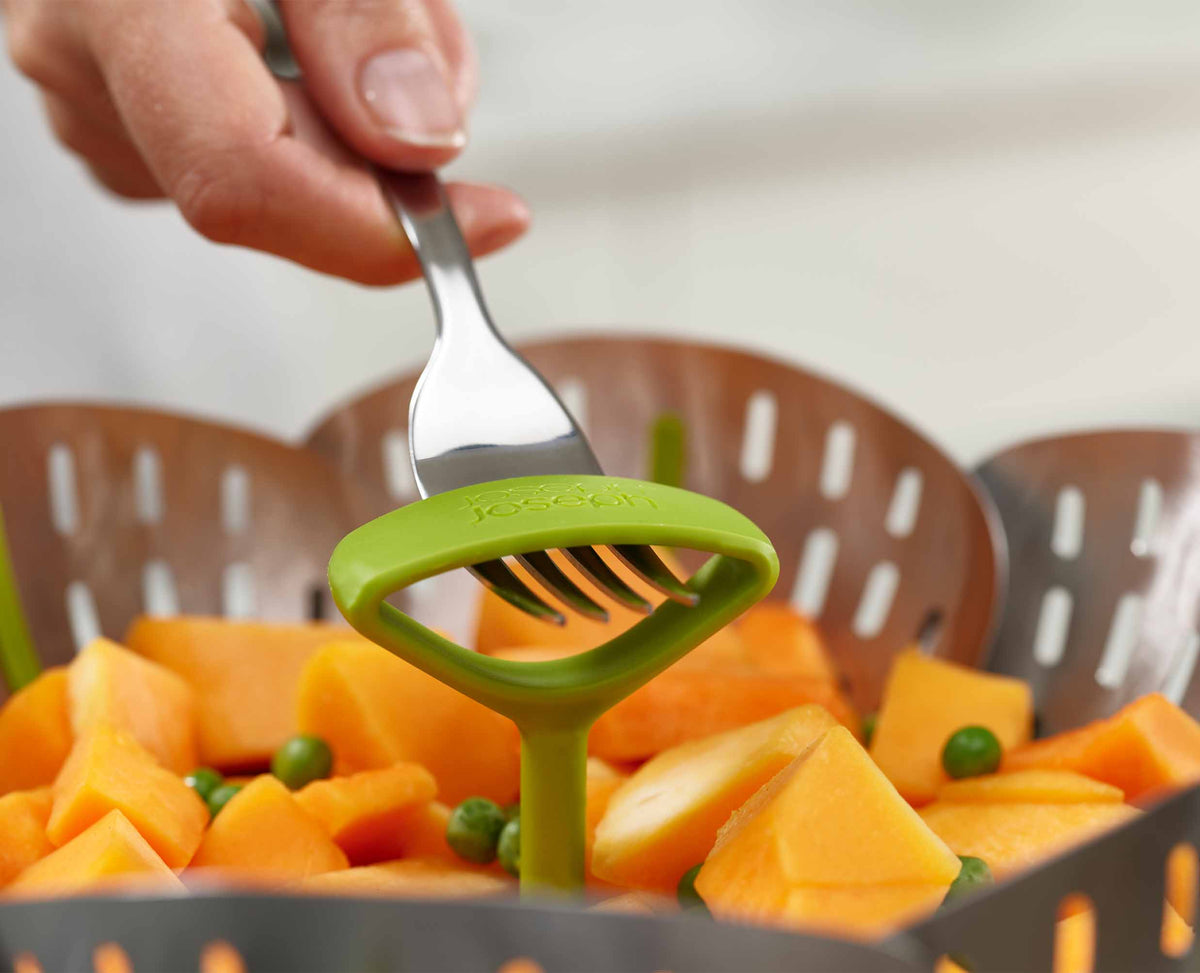 Joseph Joseph Bloom™ Stainless-steel Folding Steamer Basket