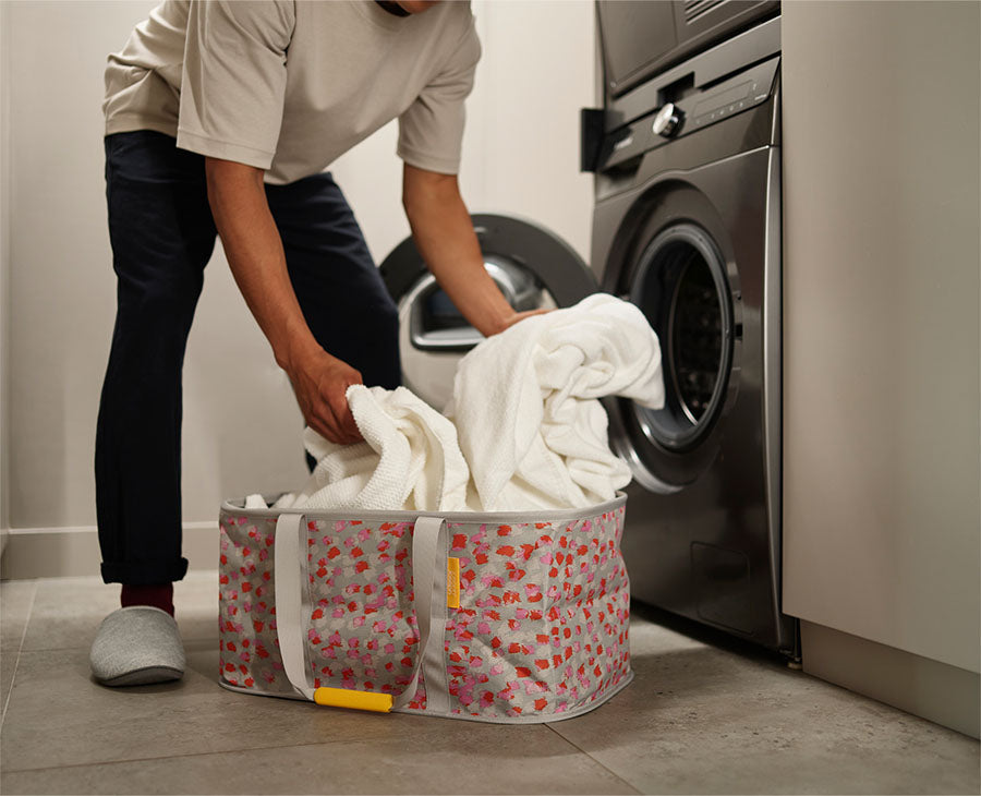 Joseph Joseph Hold-All™ Peach Collapsible 35L Laundry Basket