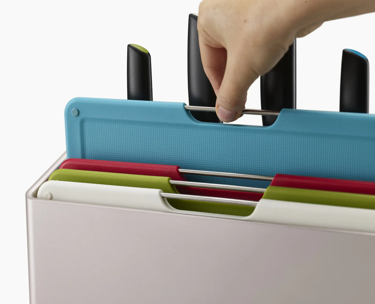 Joseph Joseph Folio™ Plus 8-piece Multicolour Knife & Chopping Board Set
