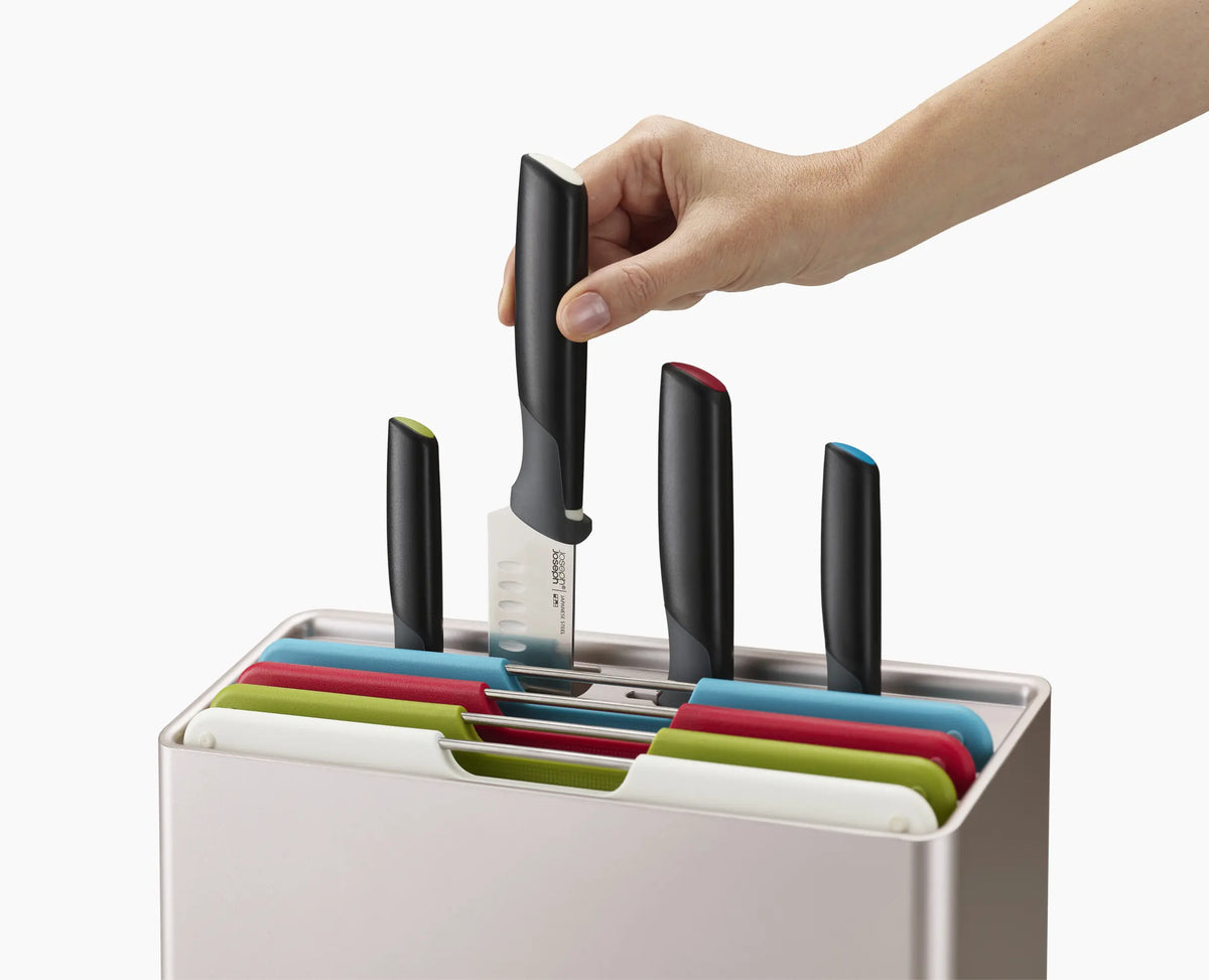 Joseph Joseph Folio™ Plus 8-piece Multicolour Knife & Chopping Board Set