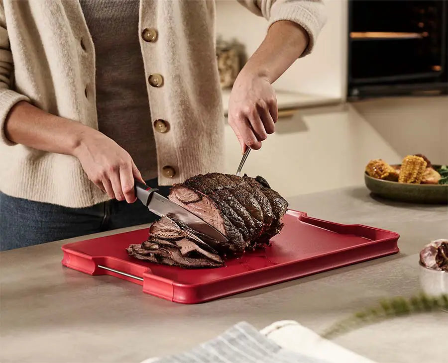Joseph Joseph Cut&Carve™ Plus Multi-function Red Chopping Board