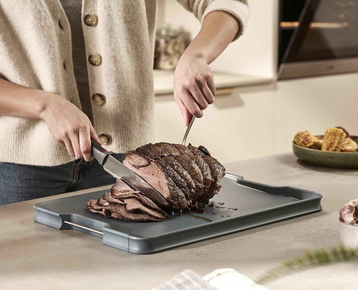 Joseph Joseph Cut&Carve™ Plus Multi-function Blue Chopping Board