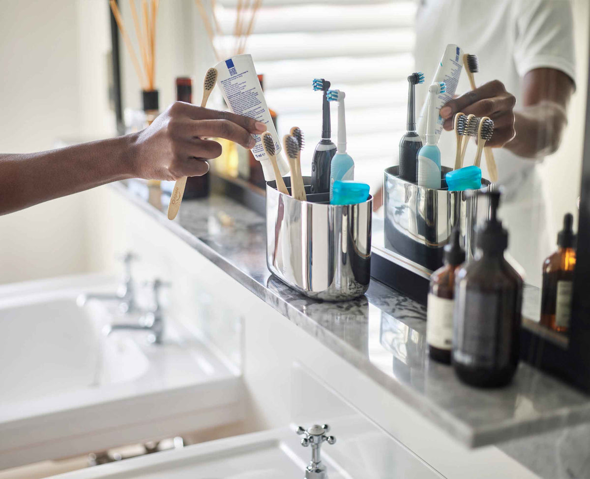 Joseph Joseph EasyStore™ Luxe Large Stainless-steel Toothbrush Caddy