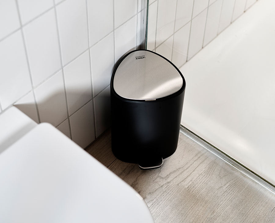 Joseph Joseph EasyStore™ 5L Matt Black Pedal Trash Can