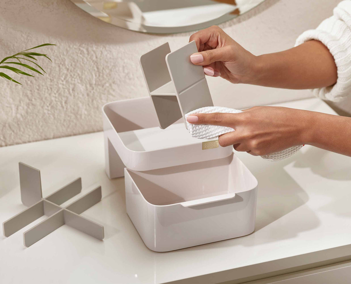 Joseph Joseph Viva Cosmetic Organiser With Drawer