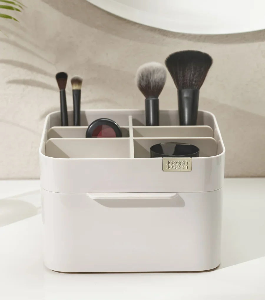 Joseph Joseph Make Me Up Compact Mirror & Makeup Organiser Set