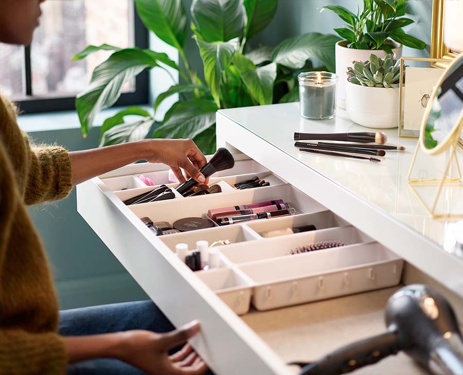 Joseph Joseph Viva 12-piece Makeup Drawer Organizer Set