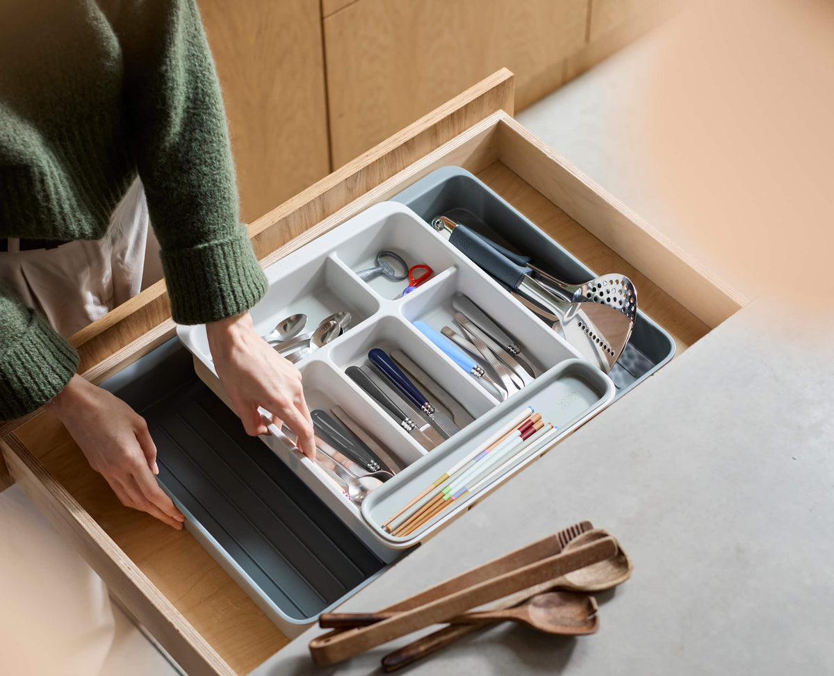 Joseph Joseph DrawerStore™ Expanding Cutlery, Utensil & Gadget Organizer