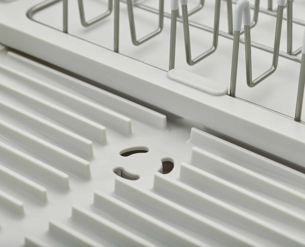 Joseph Joseph Extend™ Steel Expandable Stone Dish Drainer